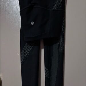 LULULEMON Mapped Out Sz4 Blk/ Green Tight Yoga Pants